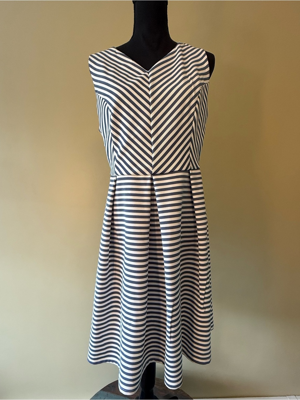 Monteau LA Mixed Stripe V-Neck A-Line Dress Women’s 2X Nautical Blue & White - Picture 2 of 7